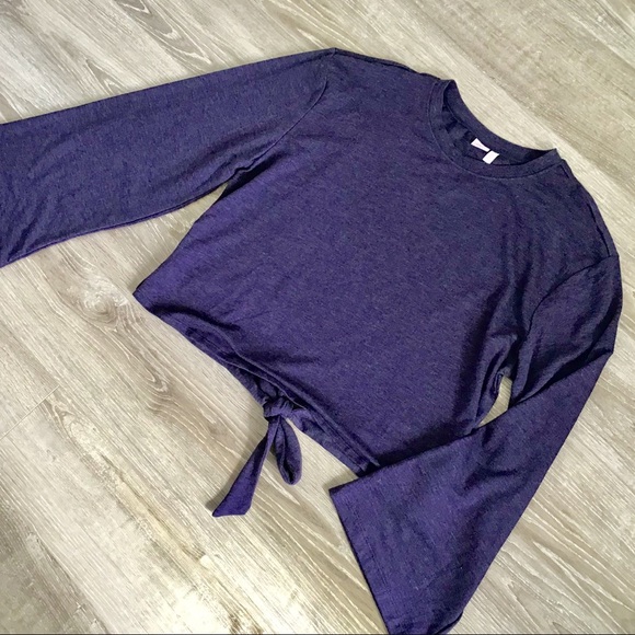 MAKE+ MODEL Soft Bell  Sleeve Top XXL - Picture 2 of 3